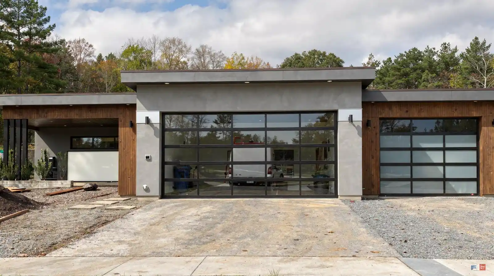 Overhead Door Company of Santa Rosa offers homeowners more than 50 years of trusted local